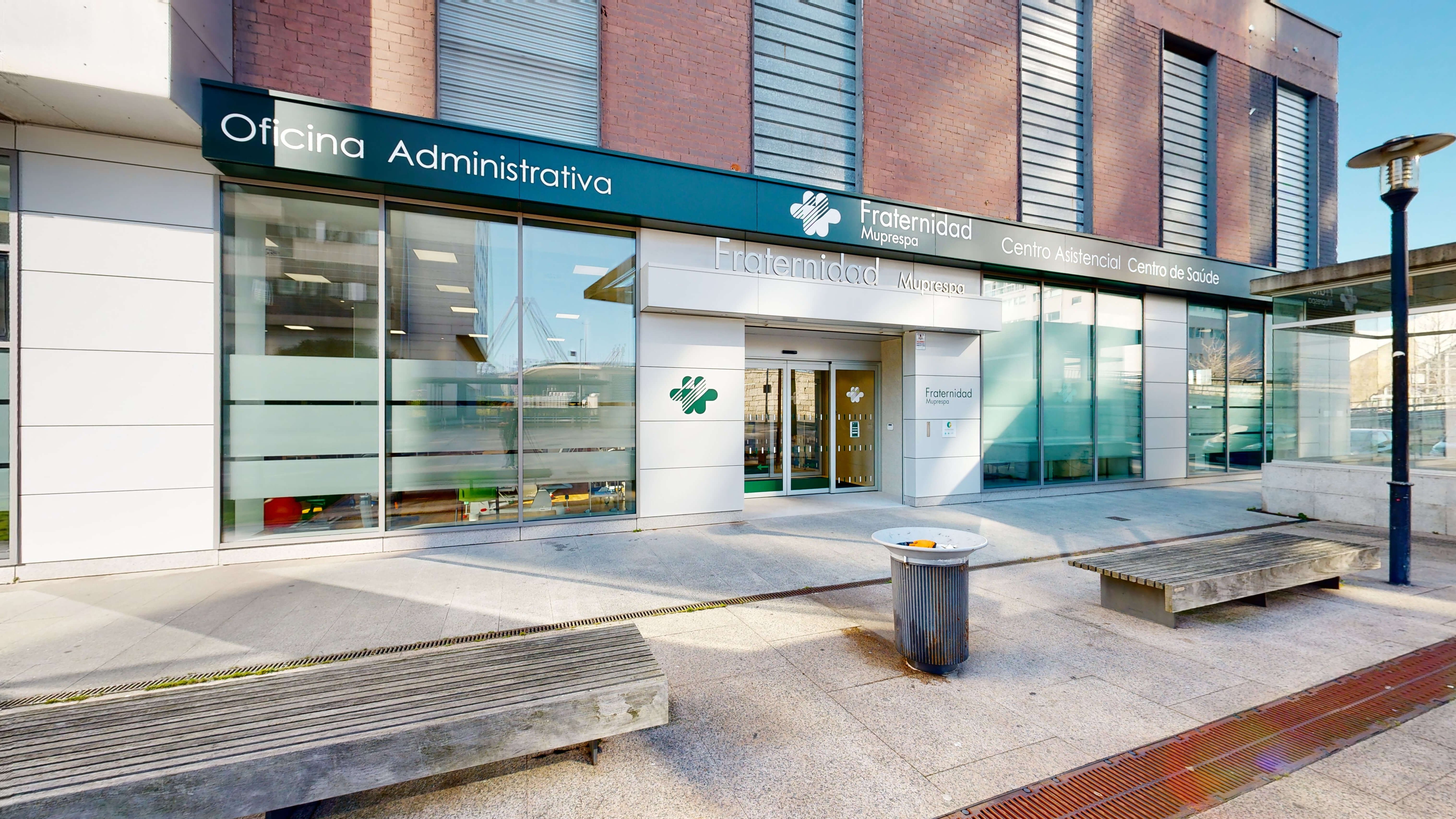 Fachada III de Fraternidad-Muprespa A Coruña