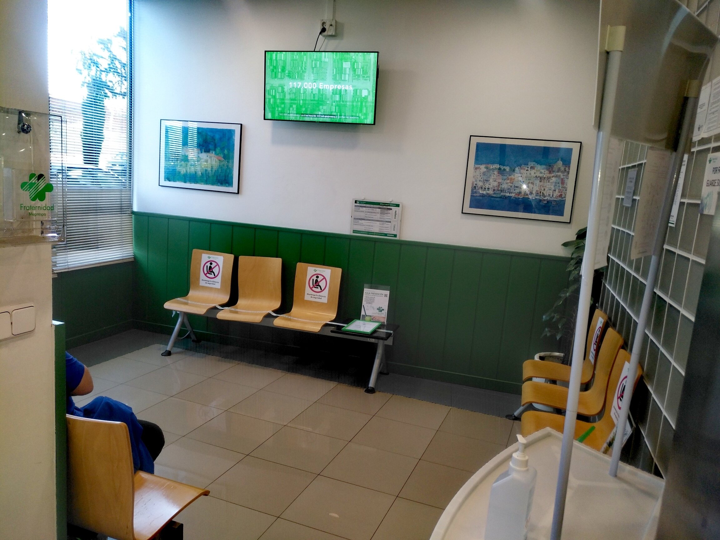 Sala de espera - FRATERNIDAD-MUPRESPA. DIRECCIÓN PROVINCIAL DE GUADALAJARA