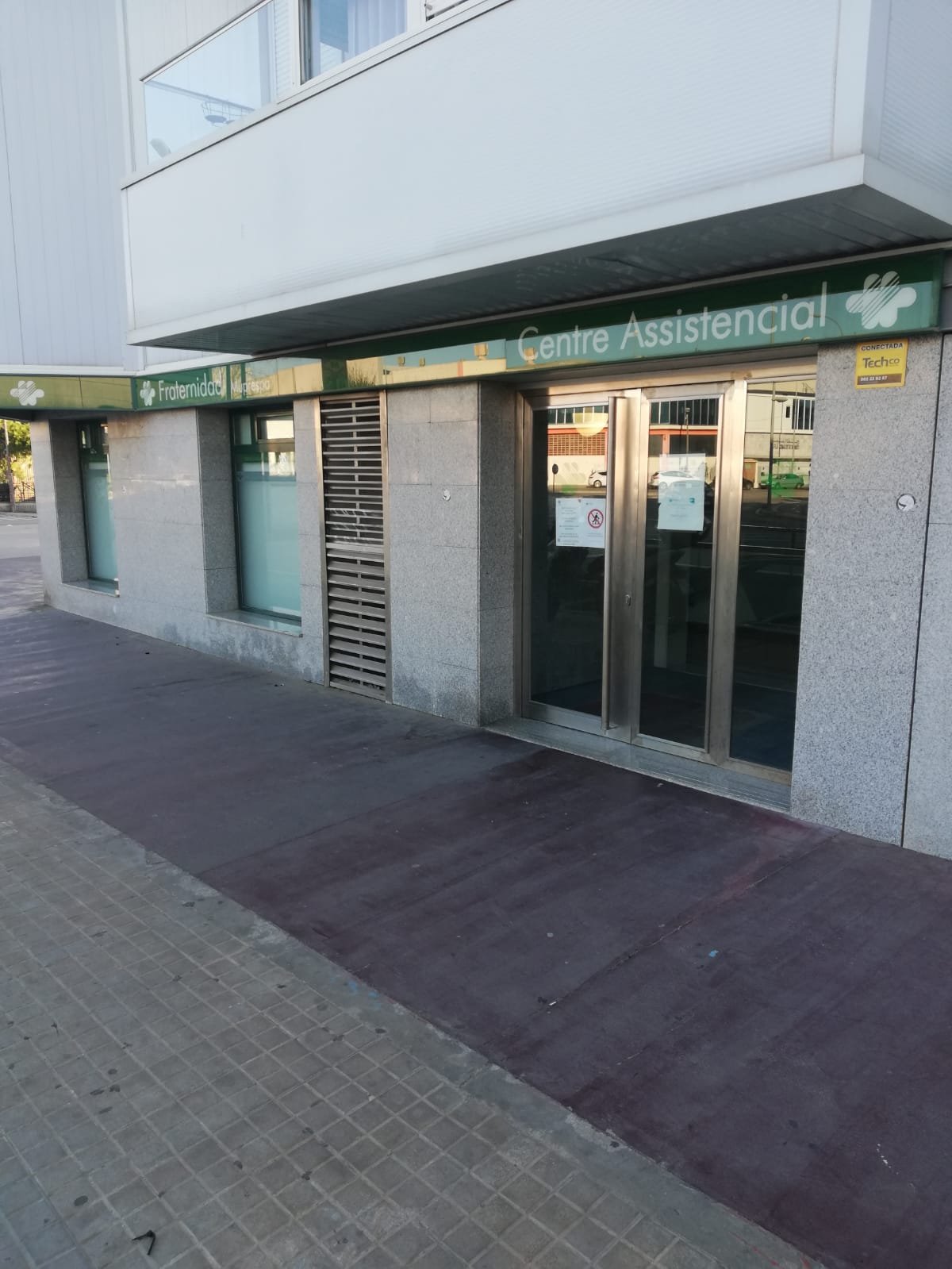 Fachada - FRATERNIDAD-MUPRESPA. L’Hospitalet de Llobregat