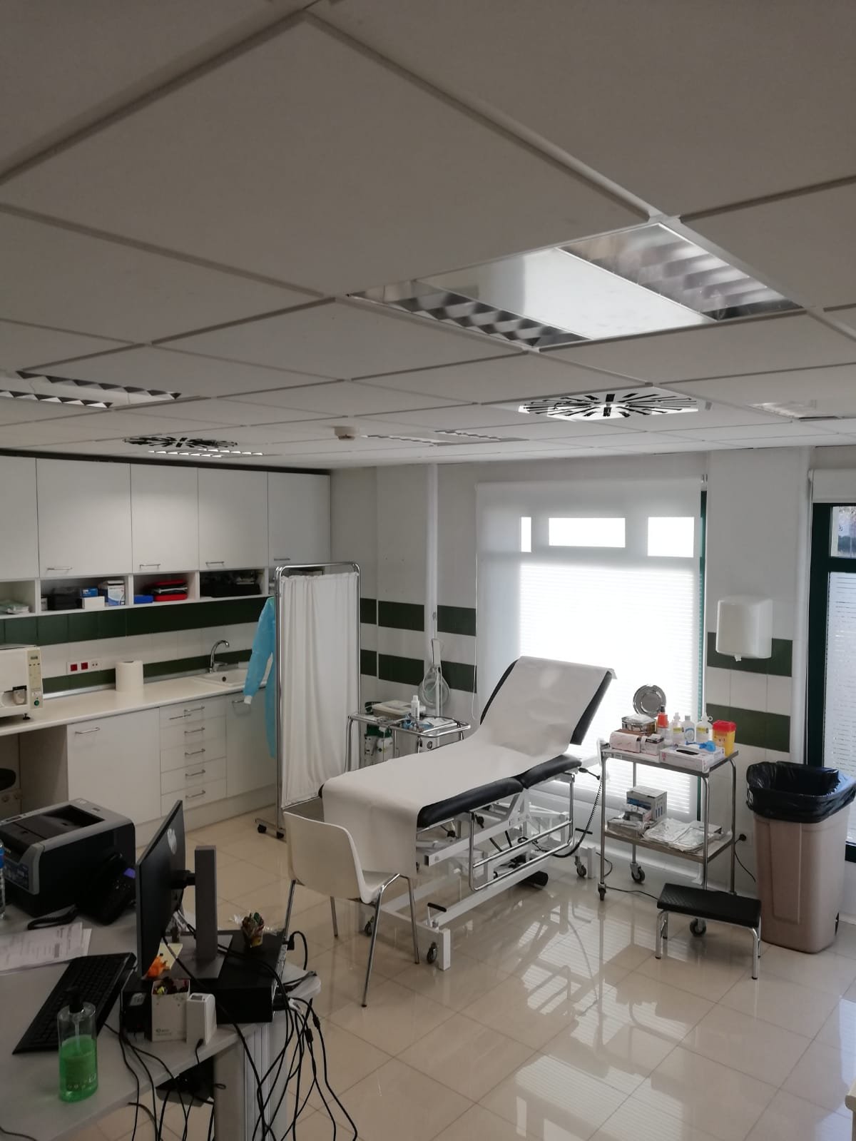 Sala de curas - FRATERNIDAD-MUPRESPA. L’Hospitalet de Llobregat