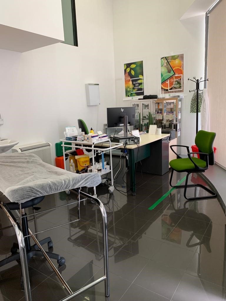 Sala de curas - FRATERNIDAD-MUPRESPA. DIRECCIÓN PROVINCIAL DE HUESCA