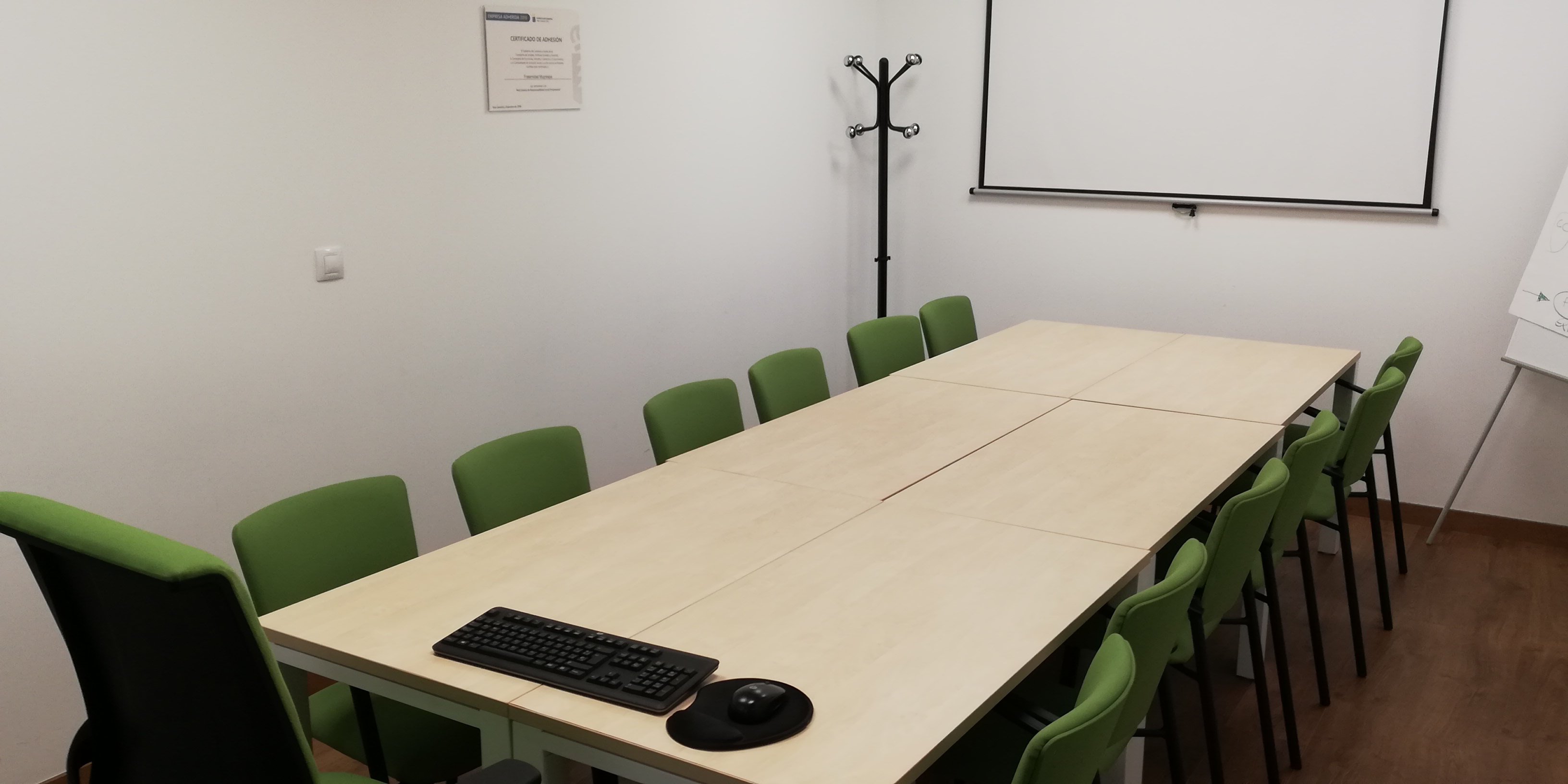 Sala de formación - FRATERNIDAD-MUPRESPA. ARRECIFE (LANZAROTE)