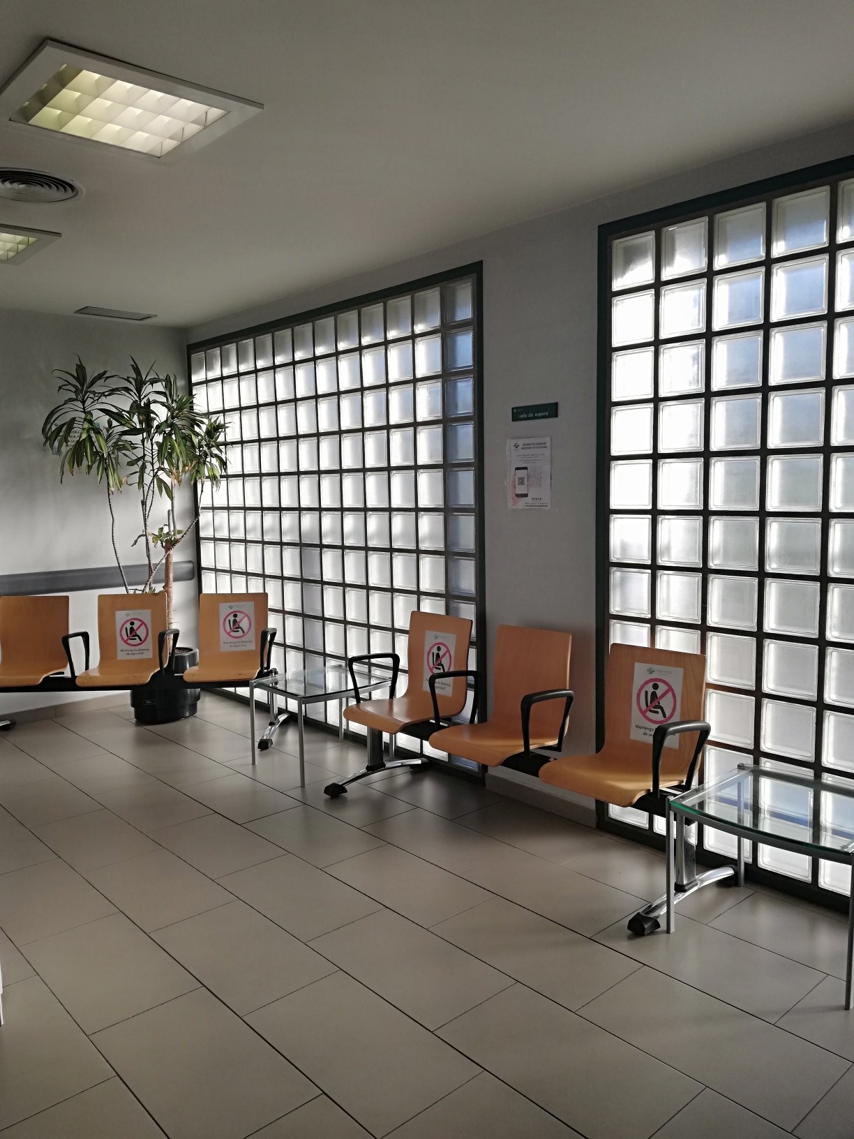 Sala de espera - FRATERNIDAD-MUPRESPA. Móstoles