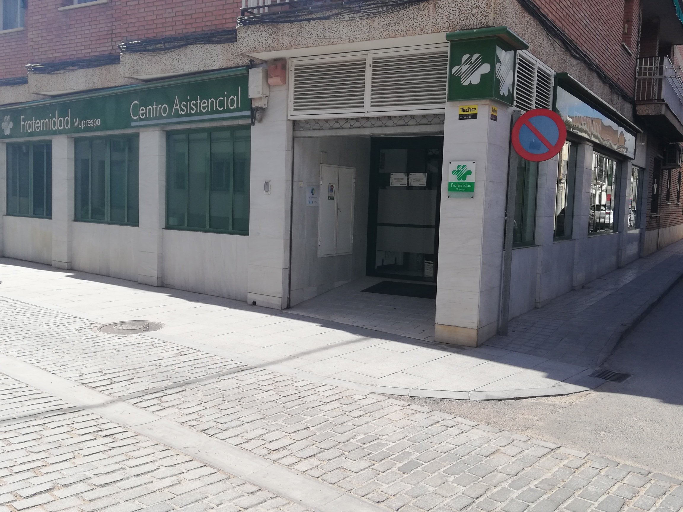 Fachada - FRATERNIDAD-MUPRESPA. Manzanares