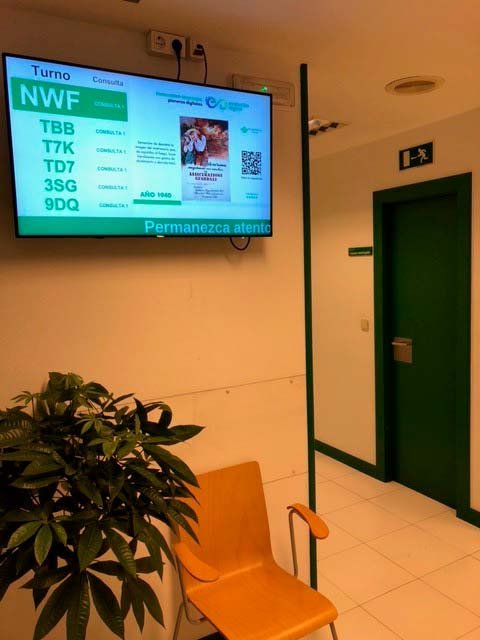 Sala de espera - FRATERNIDAD-MUPRESPA. Porriño