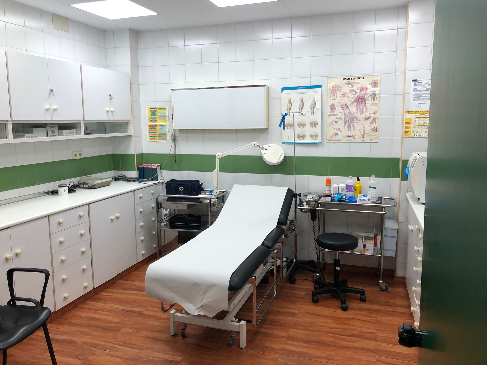 Sala de curas - FRATERNIDAD-MUPRESPA. Puertollano