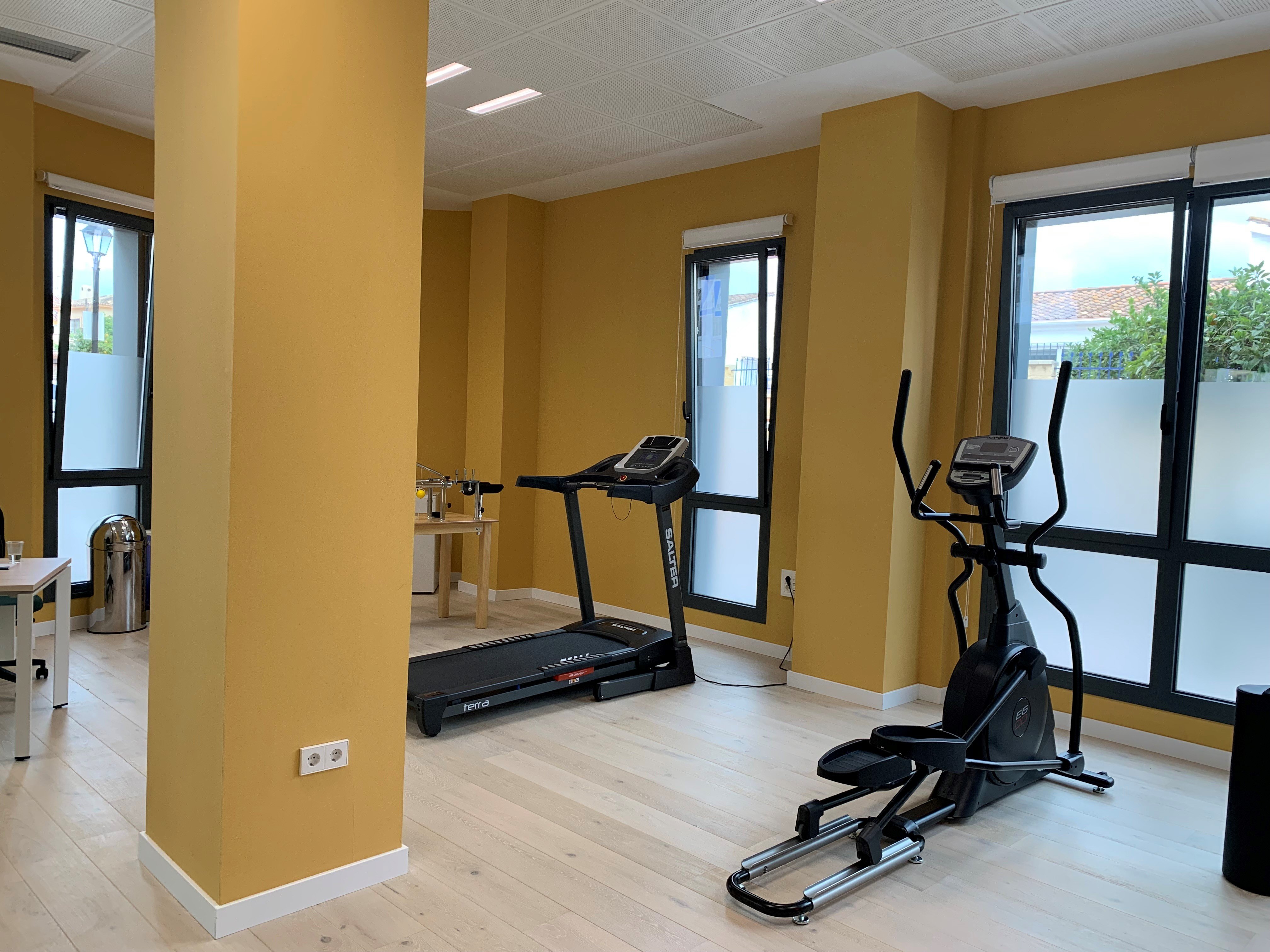 Sala de rehabilitación FRATERNIDAD-MUPRESPA. Fuengirola