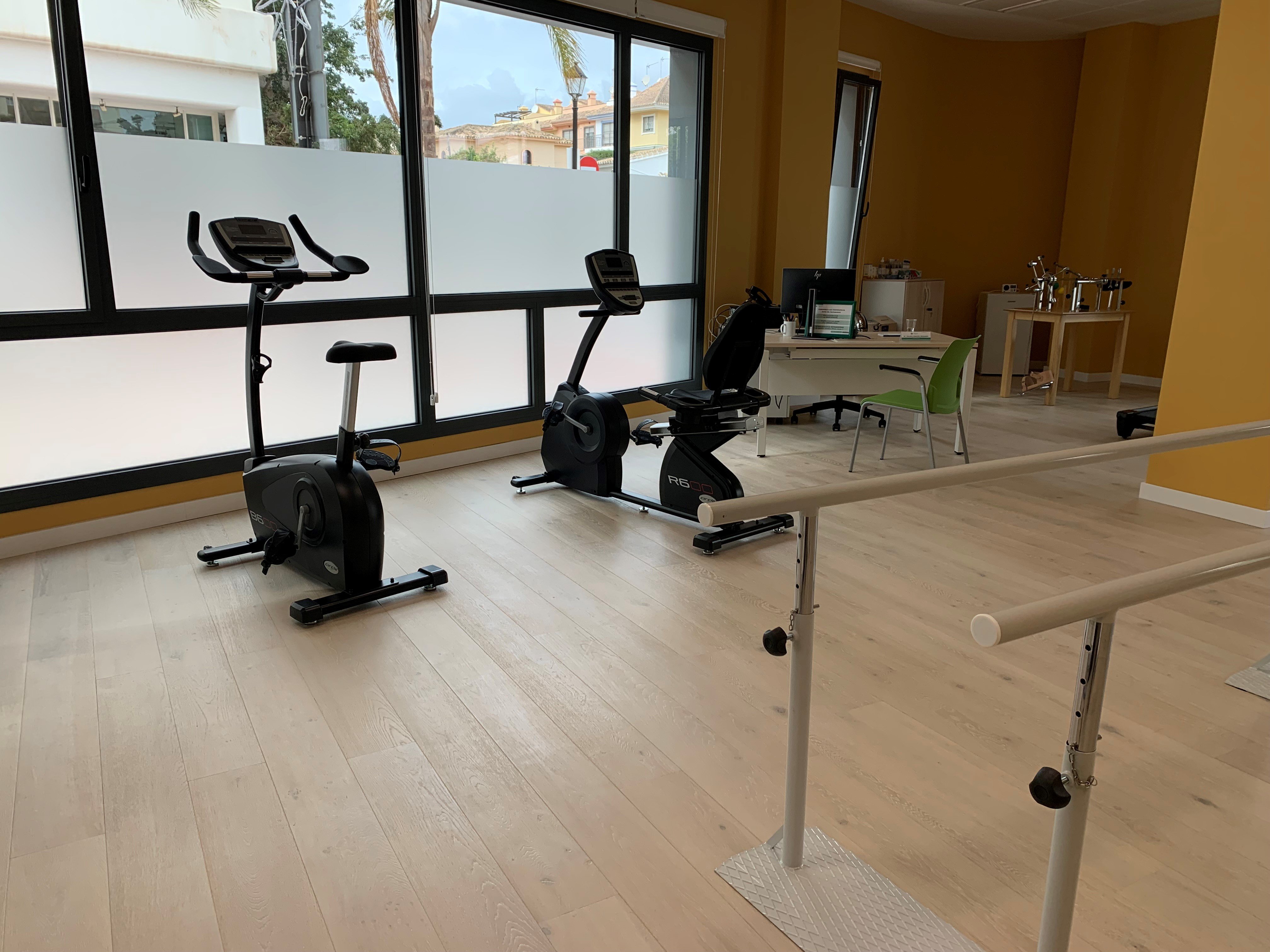 Sala de rehabilitación FRATERNIDAD-MUPRESPA. Fuengirola