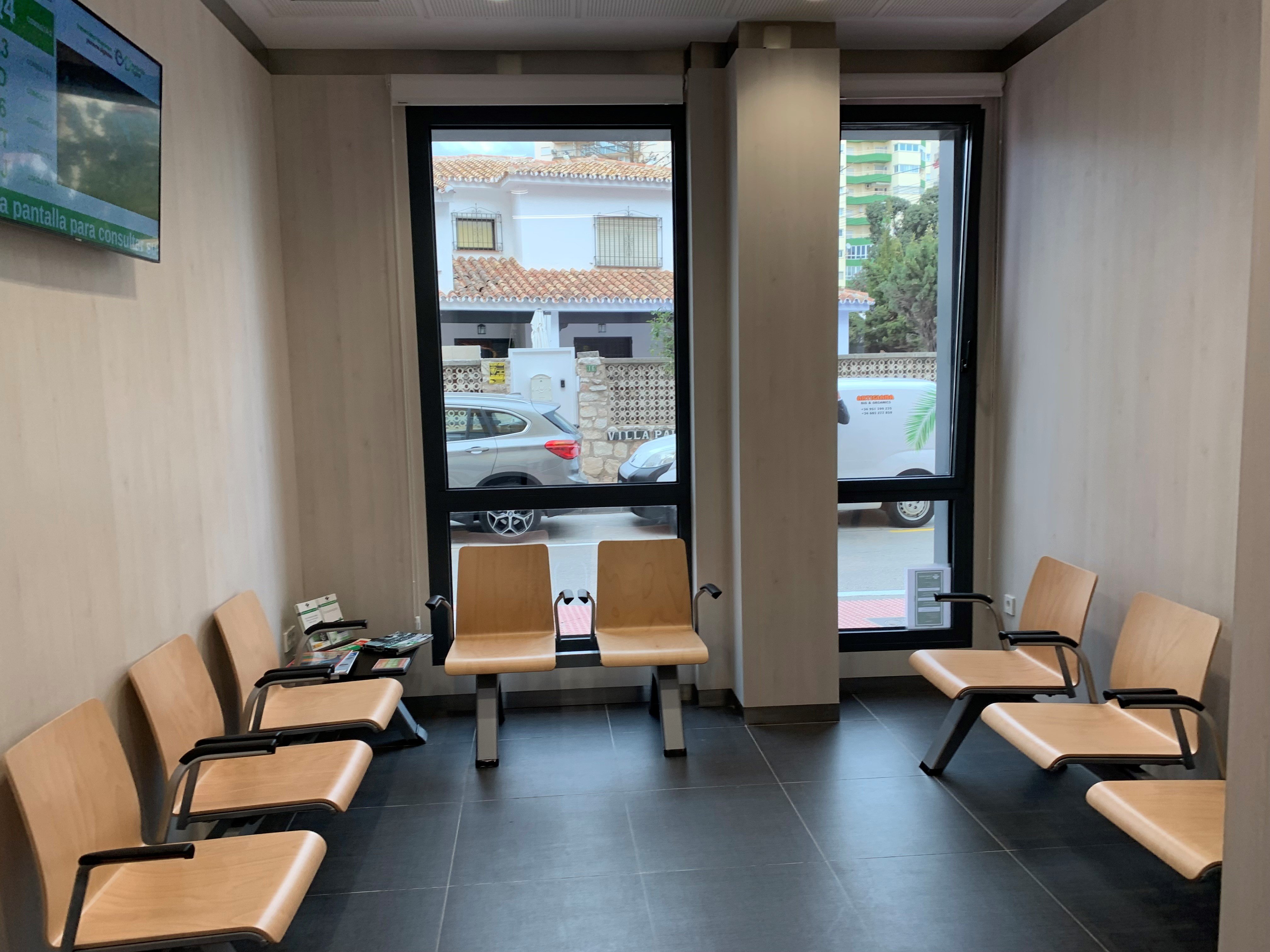 Sala de espera FRATERNIDAD-MUPRESPA. Fuengirola