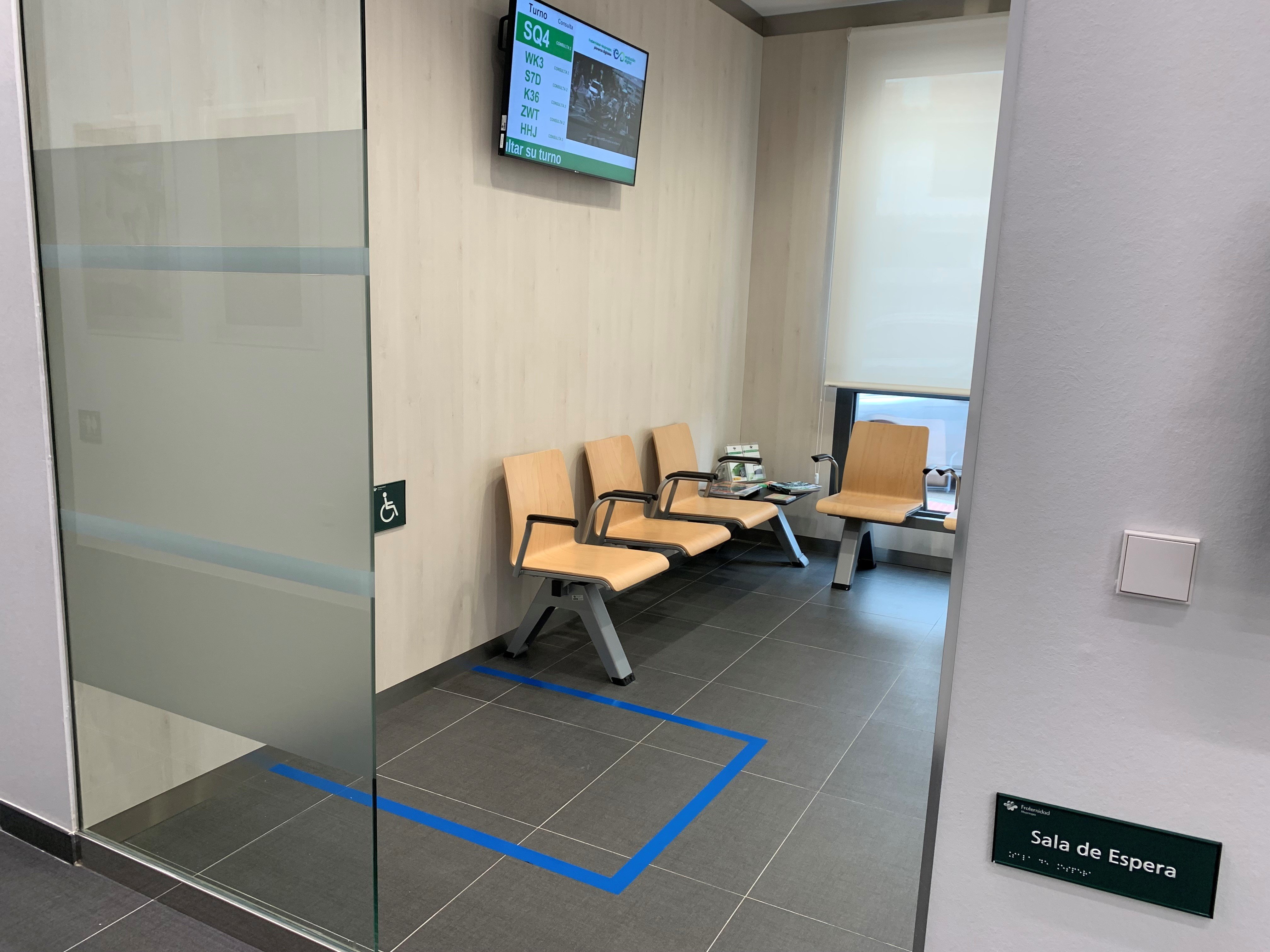 Sala de espera FRATERNIDAD-MUPRESPA. Fuengirola