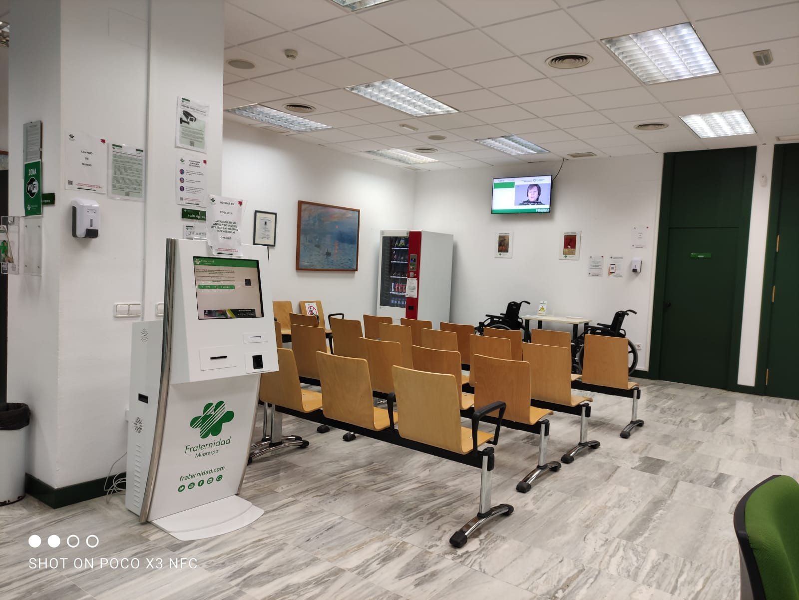 Sala de espera - FRATERNIDAD-MUPRESPA. DIRECCIÓN PROVINCIAL DE SEVILLA