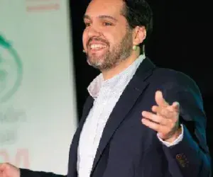 Esteban Mate participa en l'elaboració d'un informe sobre absentisme juntament amb la Fundació Justícia Social