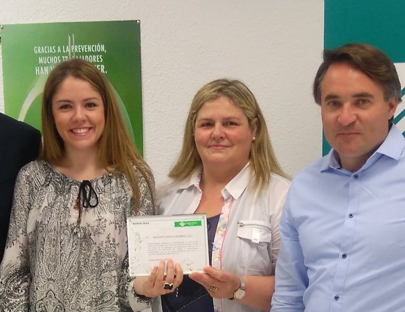 Fraternidad-Muprespa entrega el diploma Bonus 2014 a la empresa Automecánica Levante, S.L. en Castellón