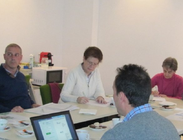 Mesa de trabajo en Salamanca Fraternidad-MUprespa