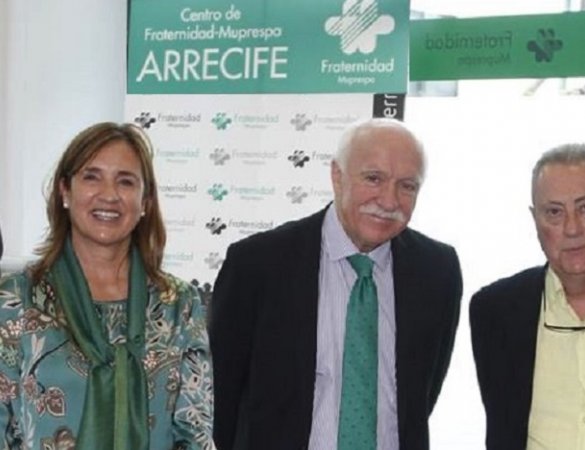 foto de grupo personalidades y directivo inauguración Arrecife