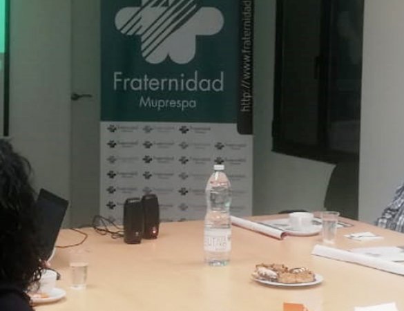 Desayuno informativo en Zamora sobre la prevención de riesgos de las camareras de piso