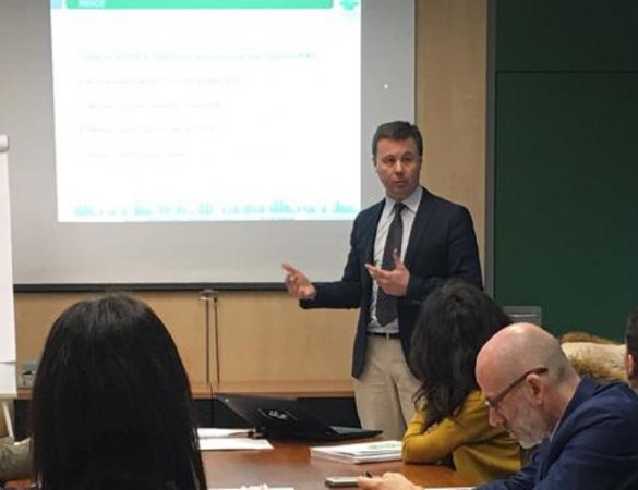 El tècnic de Prevenció de Riscos Laborals Diego Alejandre va ser l'encarregat d'impartir el curs