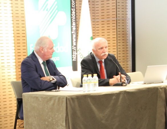 Antonio Moreno y Carlos Aranda, al inicio del acto