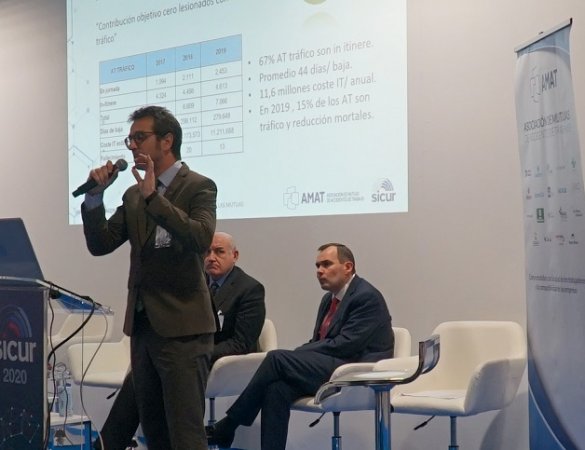 David Revillo de Fraternidad-Muprespa, durante su participación en la mesa SICUR