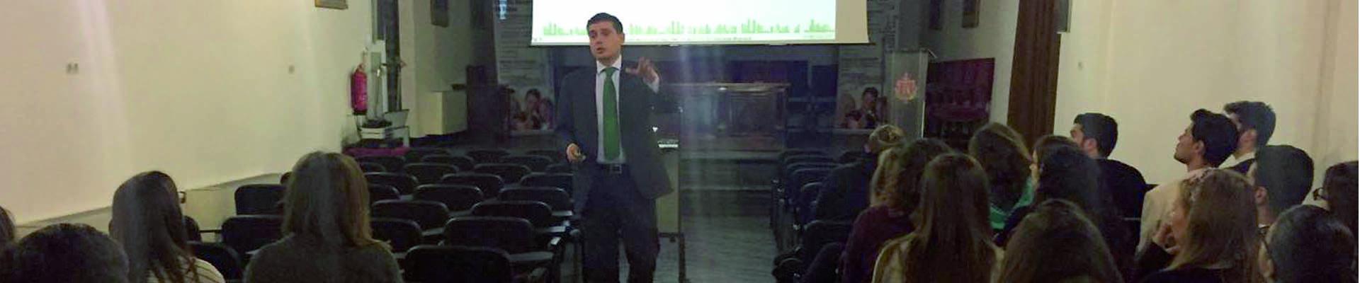 ESCUELA UNIVERSITARIA DE OSUNA Y FRATERNIDAD-MUPRESPA COLABORAN EN UNA JORNADA DIRIGIDA A ALUMNOS DE FISIOTERAPIA