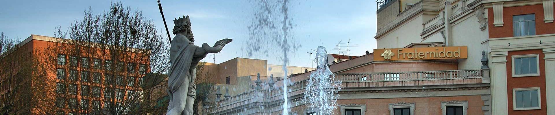 Fraternidad-Muprespa plaza de Neptuno
