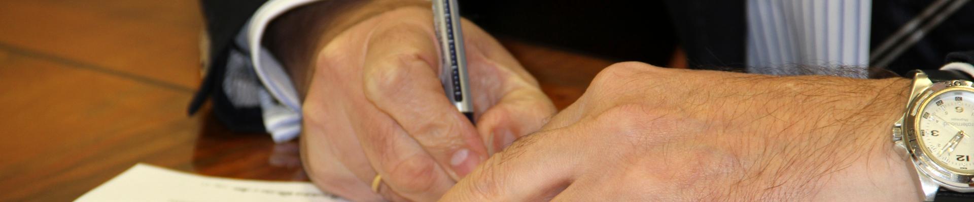 Fraternidad-Muprespa e a Facultade de Ciencias da Saúde Blanquerna asinan un convenio de colaboración