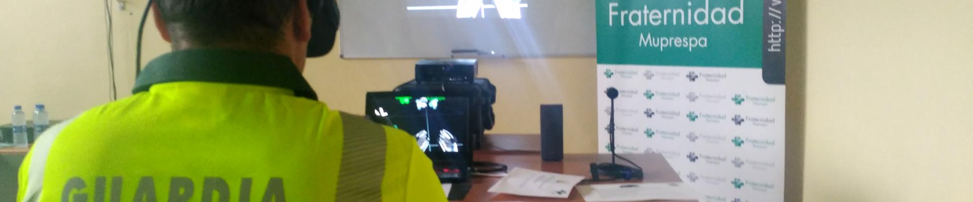 Fraternidad-Muprespa presenta en la DGT de Ciudad Real su equipo de Realidad Virtual