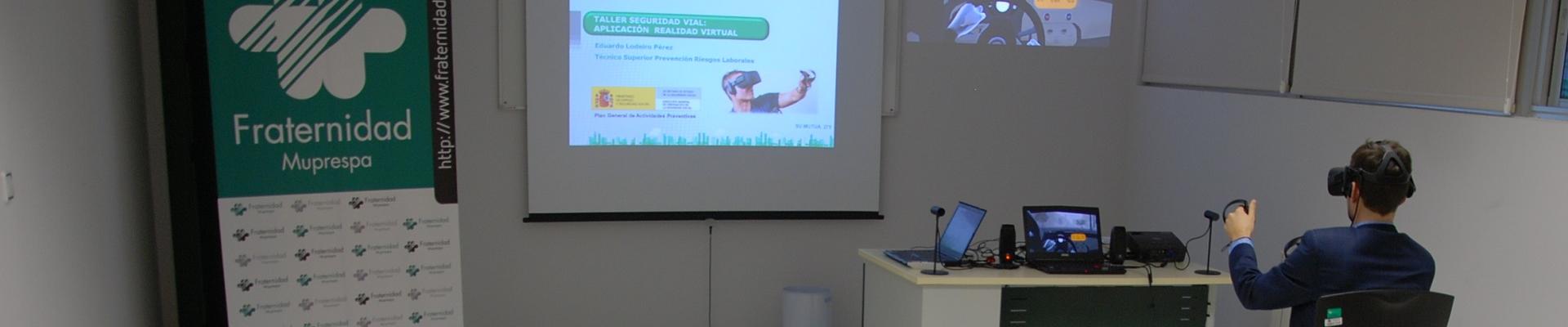 Empleados de Abanca participaron en la jornada que tuvo lugar en la dirección provincial de Fraternidad-Muprespa en A Coruña