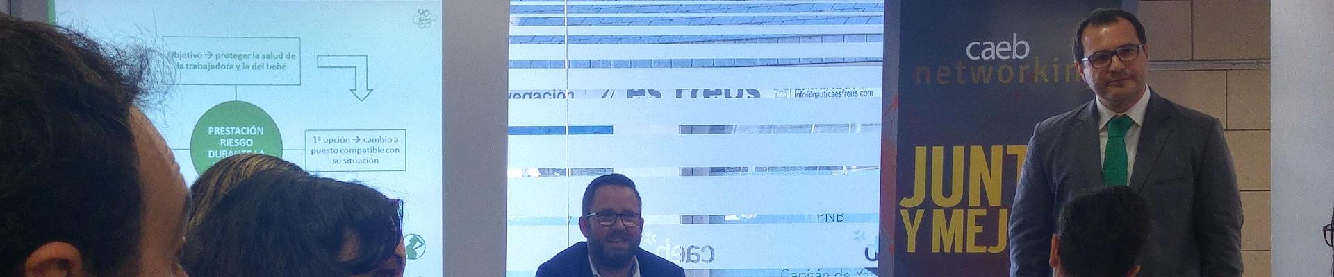 Asistentes a la reunión sobre la valoración del riesgo en el embarazo