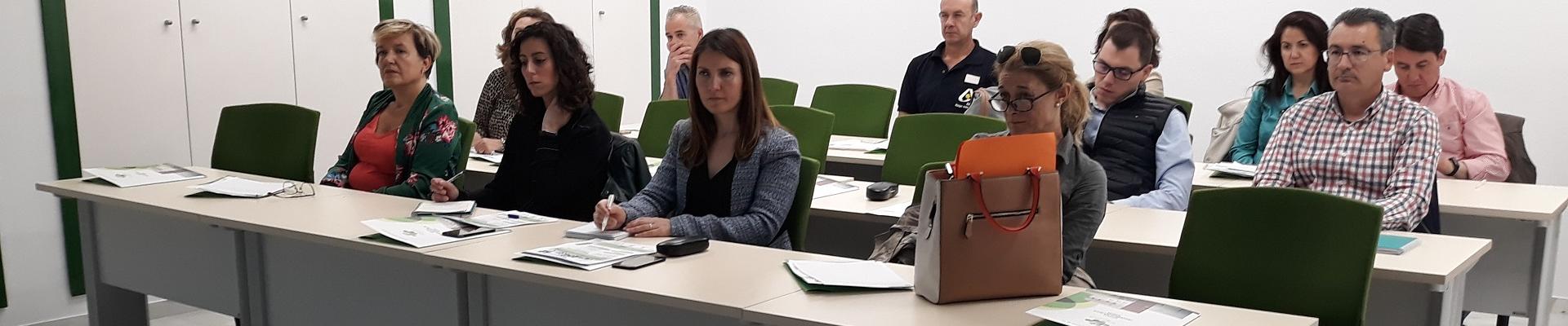 Asistentes a la jornada sobre inspecciones de Seguridad e incentivo ‘bonus’