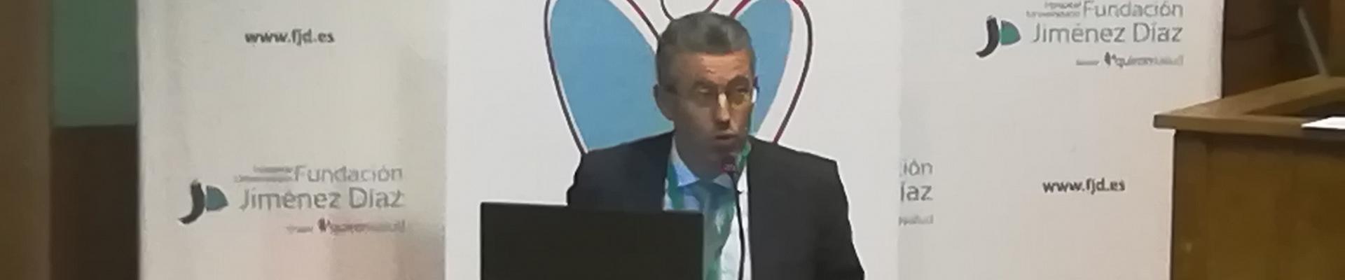 Pedro Serrera, subdirector de Fraternidad-Muprespa, durante su intervención