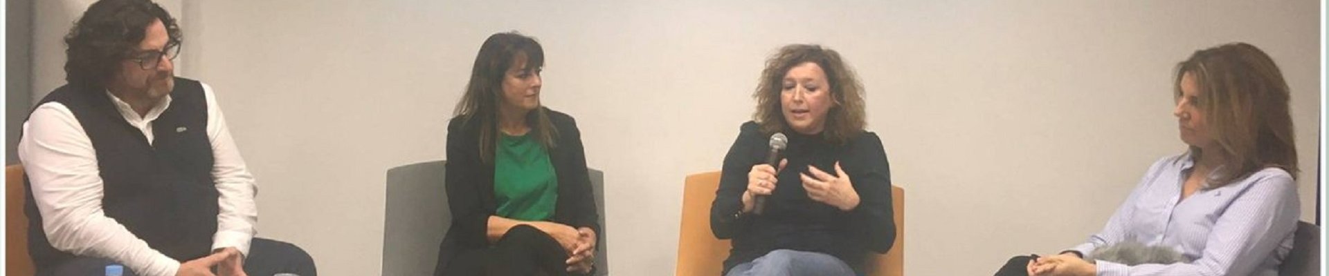 Natalia Fdez. Laviada, durante la mesa de debate en la que participó
