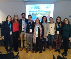 Foto de familia de los representantes de Fraternidad-Muprespa presentes en la cita