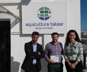 Fraternidad-Muprespa entrega el diploma Bonus 2014 a la empresa Aquicultura Balear en Illes balears