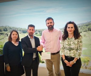 Fraternidad-Muprespa entrega el diploma Bonus 2014 a la empresa Son Vida Golf, S. L. Unipersonal