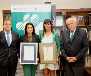 Fraternidad-Muprespa recibe de AENOR los certificados ISO 9001 e ISO 14001
