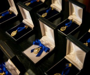 FRATERNIDAD-MUPRESPA RECIBE LA MEDALLA EUROPEA AL MÉRITO EN EL TRABAJO