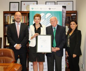 Fraternidad-Muprespa recibe el certificado de empresa saludable