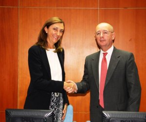 FIRMA DEL CONVENIO MARCO DE COLABORACIÓN ENTRE EL DEPARTAMENTO DE EMPRESA Y EMPLEO DE LA GENERALIDAD DE CATALUÑA Y LA ASOCIACIÓN ESPAÑOLA DE SERVICIOS DE PREVENCIÓN LABORAL  (AESPLA)