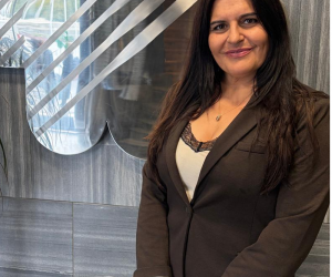 Alexandra Rodríguez aporta para este nuevo puesto en Fraternidad-Muprespa una experiencia de más de veinte años en el sector de las Mutuas