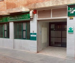 Fachada del centro de Manzanares