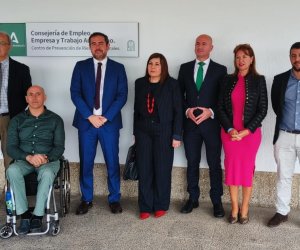 Foto de grupo de los ponentes en la jornada