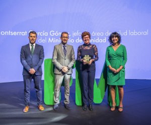 Carlos Maya, consultor de prevención de Fraternidad-Muprespa, Antonio Díaz, presidente de AESPLA, Montserrat García y Natalia Fdez. Laviada, subdirectora general de Prevención, Calidad y Comunicación de Fraternidad-Muprespa