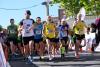 Los corredores, instantes después del comienzo de la carrera