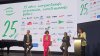 Antonio Díaz, Concepción Martín de Bustamante y Alfonso González, en el escenario, con Natalia Fdez. Laviada