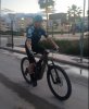 Ginés Grima montando en bici