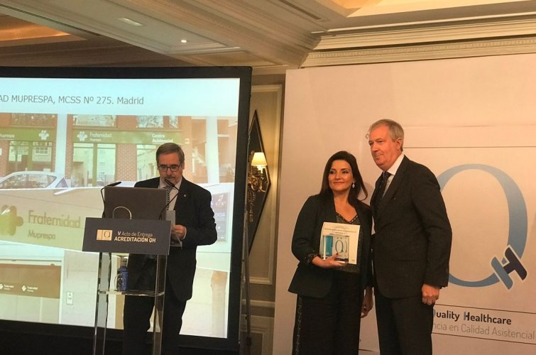 La calidad asistencial de Fraternidad-Muprespa, premiada con la Acreditación QH 2 estrellas
