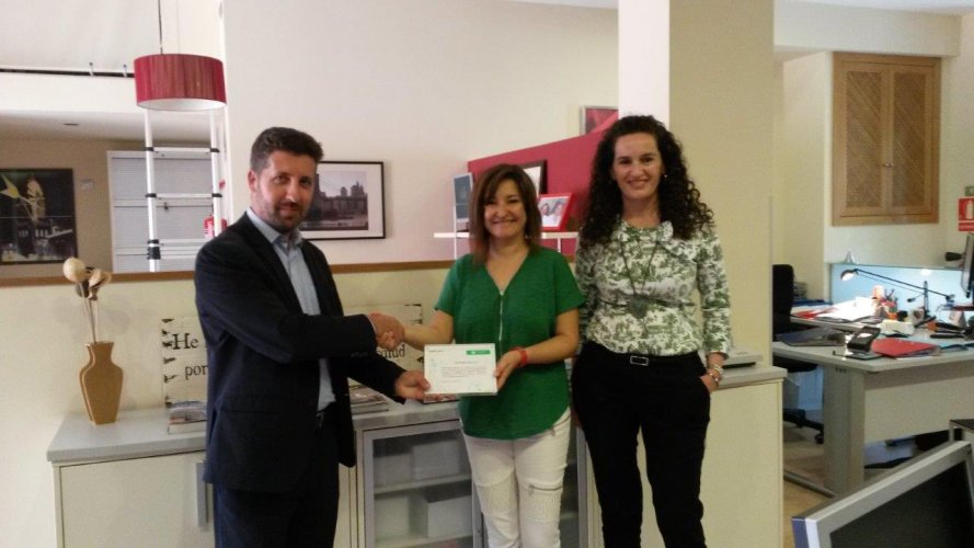 Fraternidad-Muprespa entrega el diploma Bonus 2014 a la empresa Entreblocs, S.L. en Illes balears Fraternidad-Muprespa entrega el diploma Bonus 2014 a la empresa Entreblocs, S.L. en Illes balears