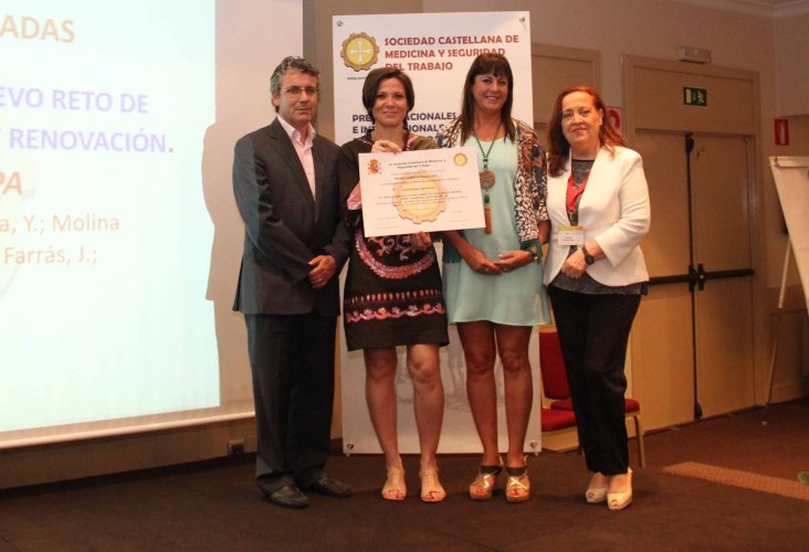 La SCMST premia a Fraternidad-Muprespa por el libro “Envejecimiento Activo” La SCMST premia a Fraternidad-Muprespa por el libro “Envejecimiento Activo”