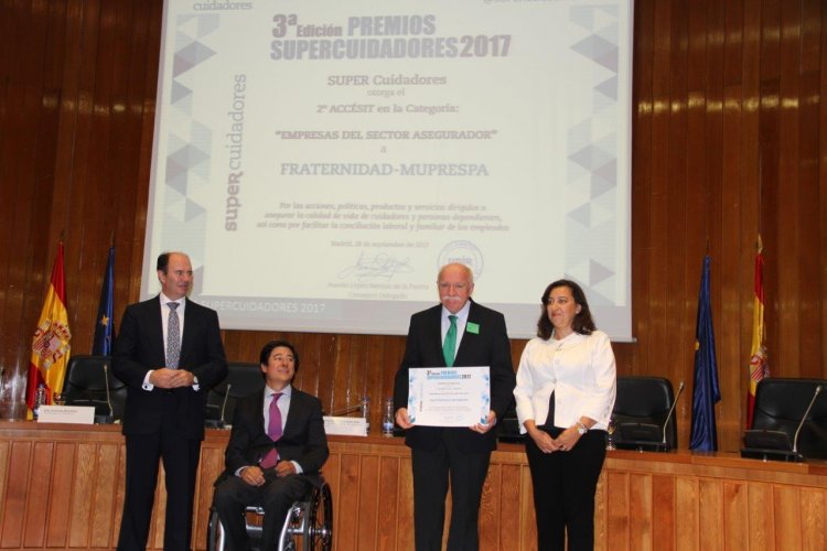Fraternidad-Muprespa galardonada con el segundo accésit en la categoría de empresas aseguradoras de los Premios Supercuidadores Fraternidad-Muprespa galardonada con el segundo accésit en la categoría de empresas aseguradoras de los Premios Supercuidadores